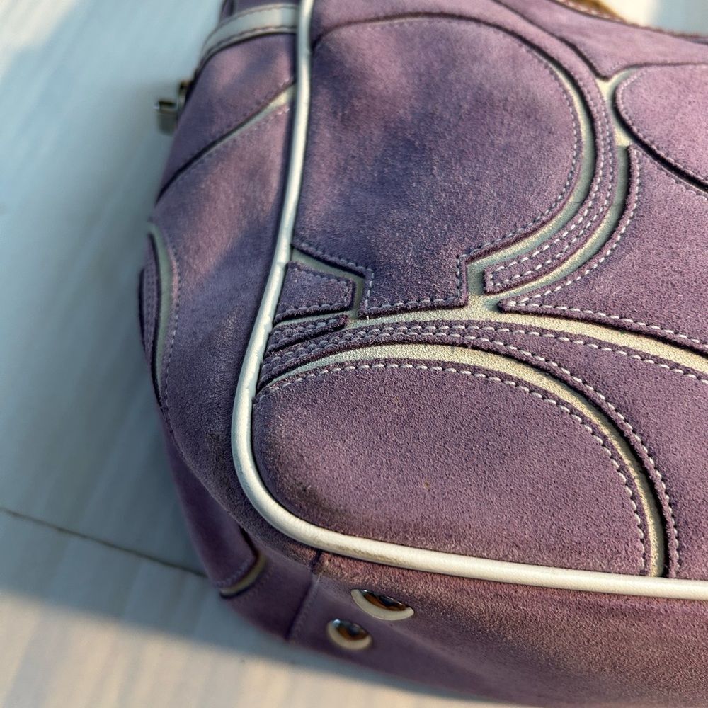 Coach Vintage Optic Signature Purple Suede Tote Bag - Picture 9 of 16
